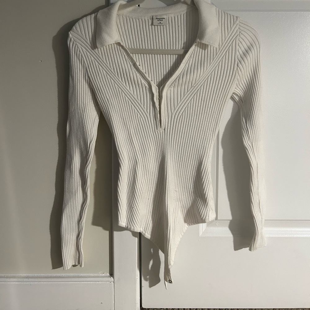 White Abercrombie & Fitch Ribbed Collared Bodysuit Size M